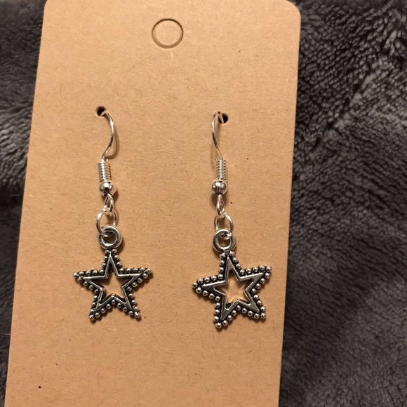 Earring sets - Picture 6 of 11